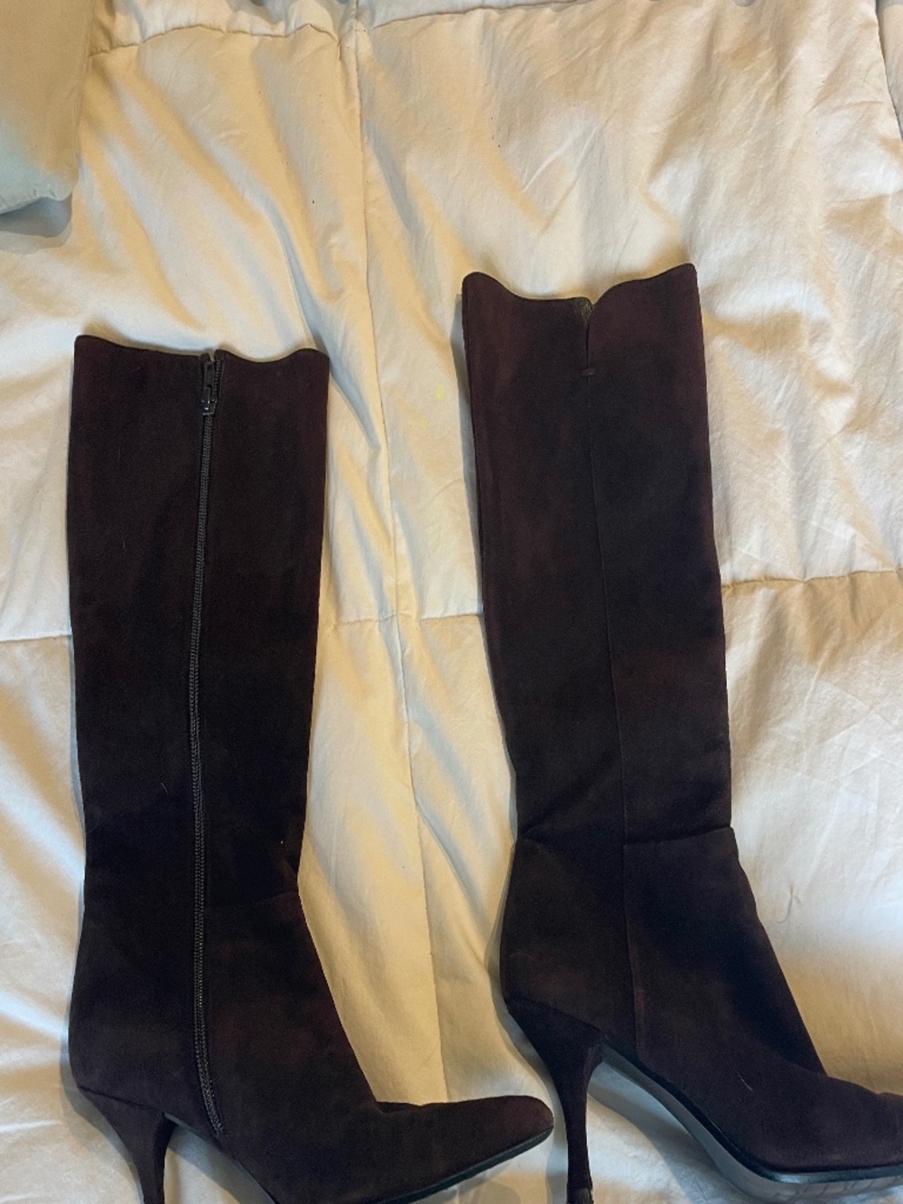 Stuart Weitzman brown suede boots